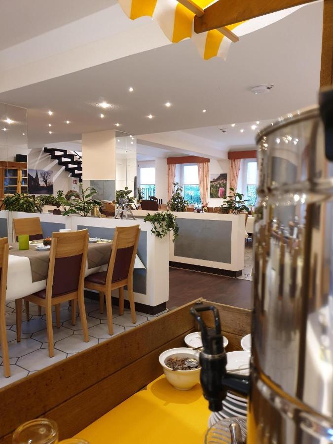 Avantgarde Hotel Hattingen Exterior foto